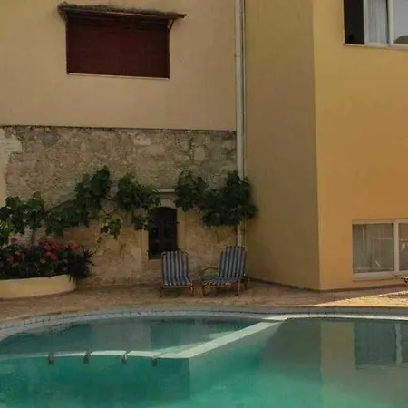 Kaloudis Lejlighedshotel